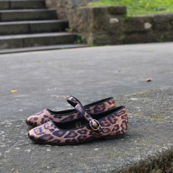 Zapato Pulsera Leopardo Étika 